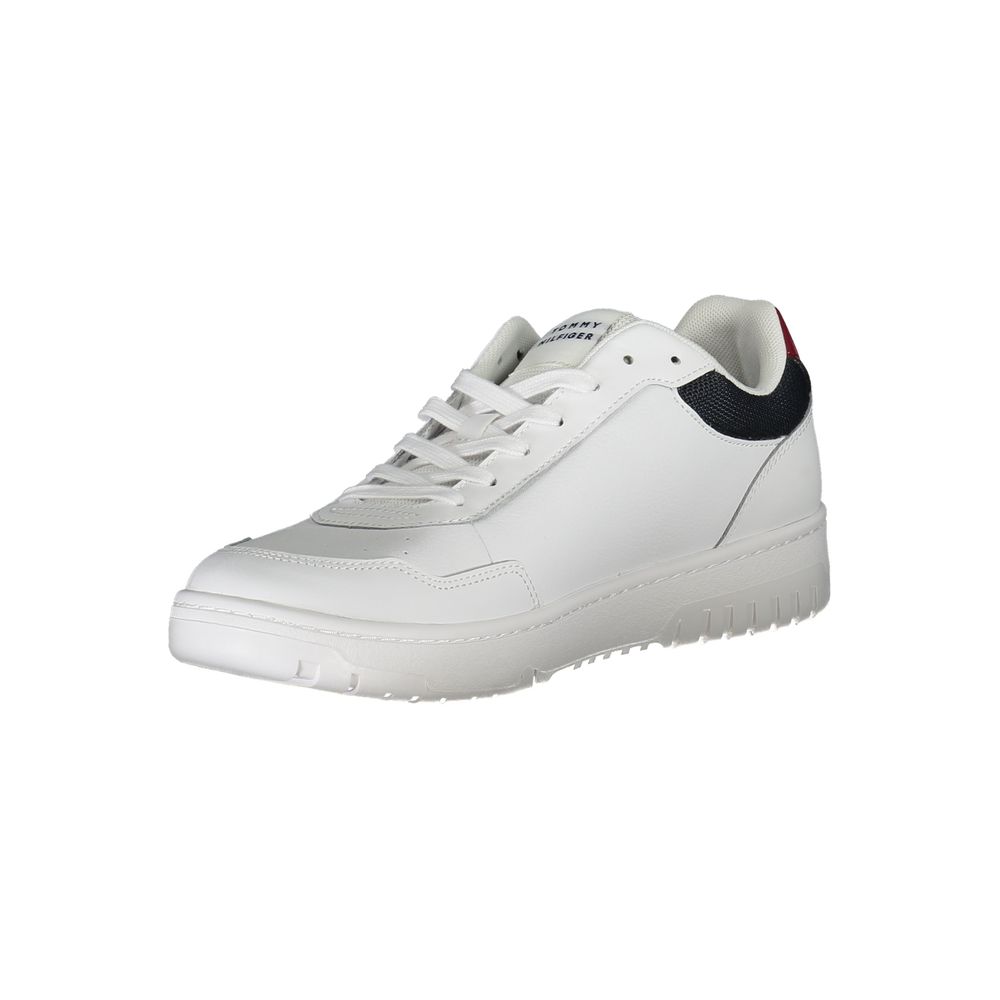 Tommy Hilfiger White Leather Sneaker with laces, contrasting details, and logo. Ideal sports shoe with removable insole.