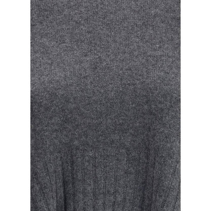 Close-up of Loulou De Saison Gray Cashmere Sweatshirt, showcasing ribbed texture and luxurious soft material for a chic, refined look.
