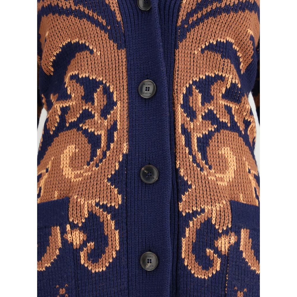 Close-up of Etro Multicolor Wool Cardigan with floral piazzato pattern, featuring buttons and jacquard wool texture, AW25 collection.