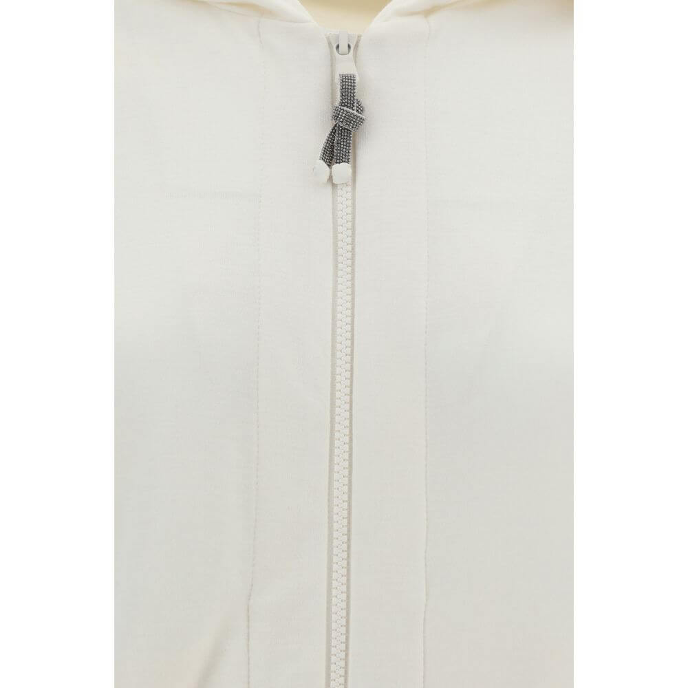Front view with bag zipped and handles upright.