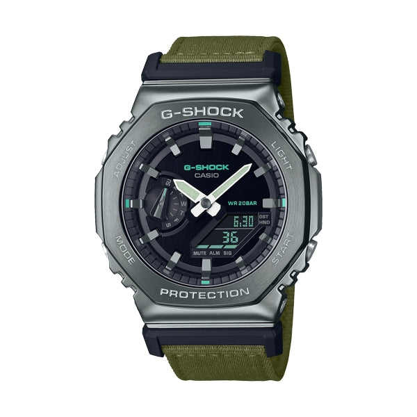 CASIO G-SHOCK Mod. OAK METAL COVERED - UTILITY SERIE KHAKI GREEN wristwatch with water resistance and quartz movement.