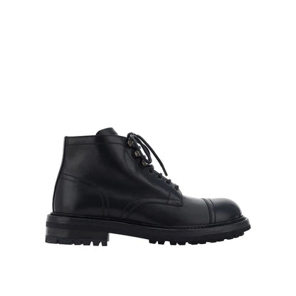 Dolce & Gabbana Black Calfskin Lace-Up Boots, Men's leather boots, made in Italy, round toe design with front lace-up closure.