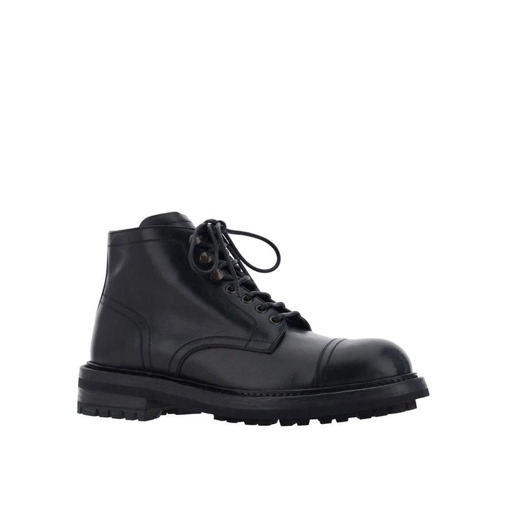 Dolce & Gabbana Black Calfskin Lace-Up Boots for men, made in Italy, featuring round toe and leather sole.