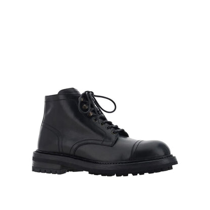 Dolce & Gabbana Black Calfskin Lace-Up Boots for men, made in Italy, featuring round toe and leather sole.