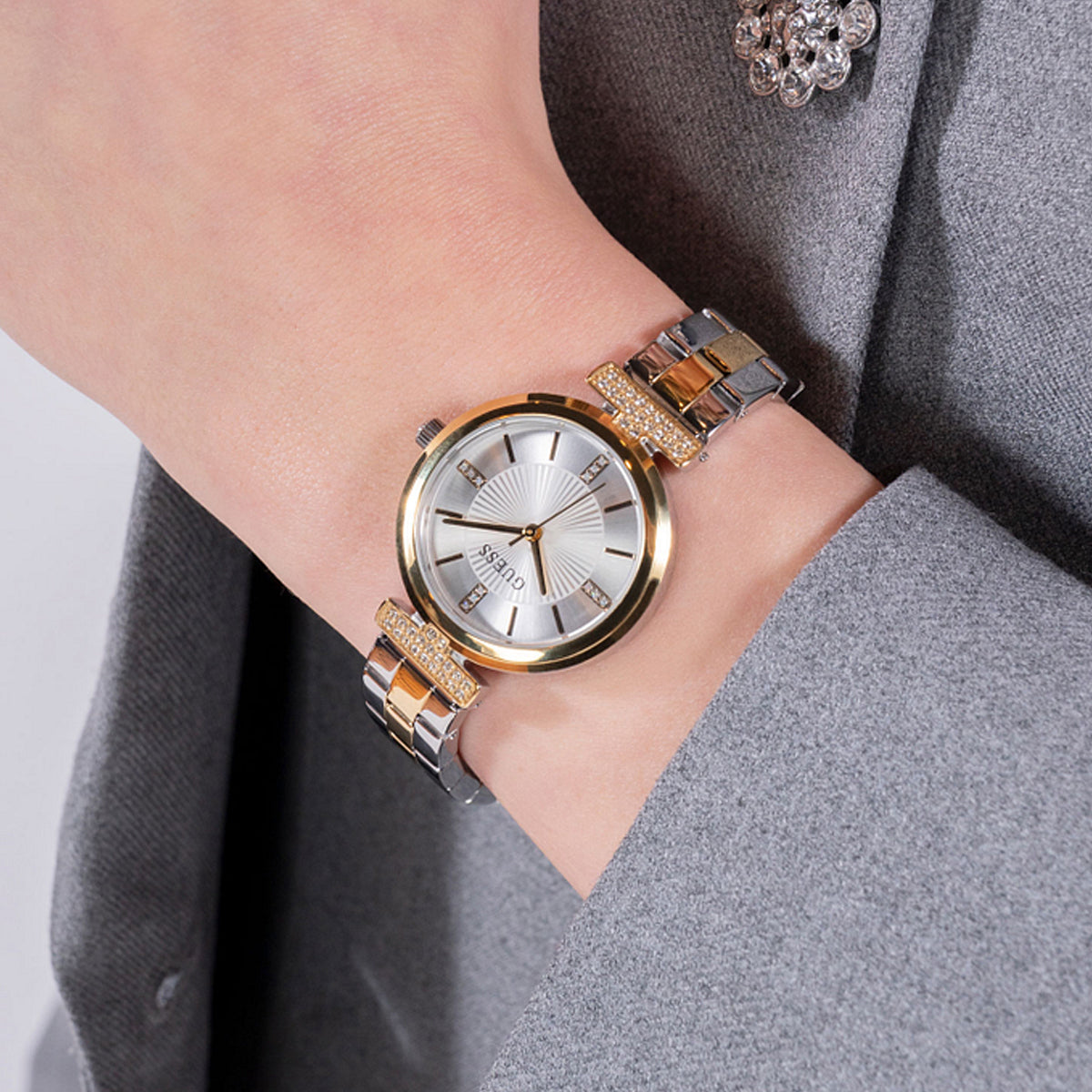 GUESS Mod. ARRAY-4