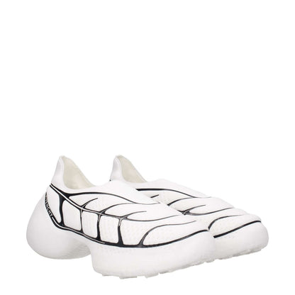Givenchy White Fabric Low Top Sneakers with side logo, round toe, and mid heels, MPN BH0076H1C6116, casual style, new collection excluded.