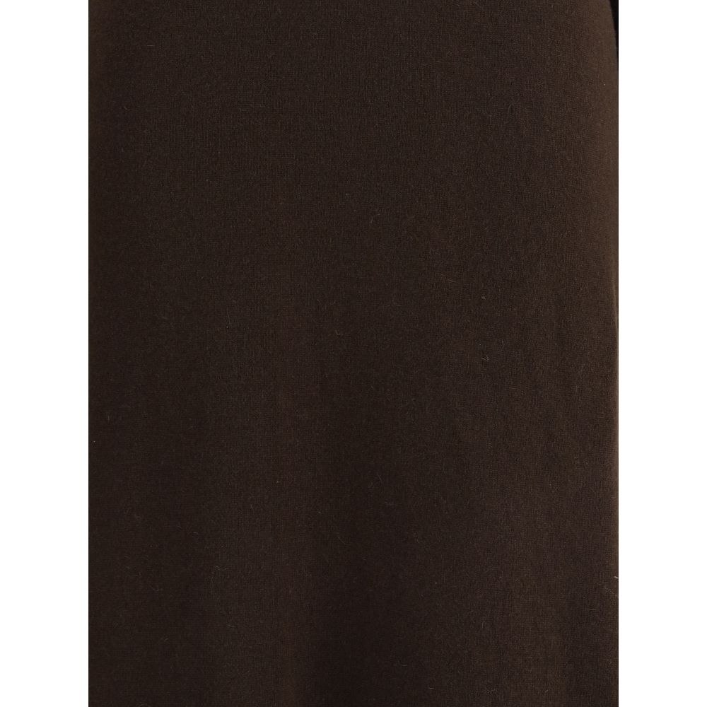 Alt Tag: Close-up of Tom Ford Brown Cashmere Casual Dress fabric showcasing soft knit texture.