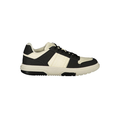 Tommy Hilfiger Black Polyester Sneaker with laces, contrast details, and logo design. Sports footwear ideal for casual wear.