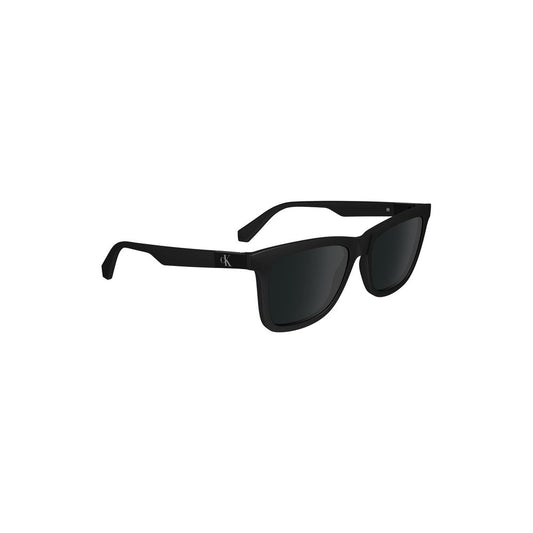 Calvin Klein black plastic sunglasses with square black lenses, injected frame, logo, lens width 54mm, bridge 17mm, temples 140mm.